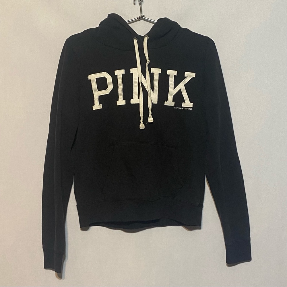 PINK Victoria’s Secret, size M, black hoodie